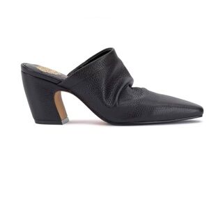 Black Leather Scrunch Mule - Women
